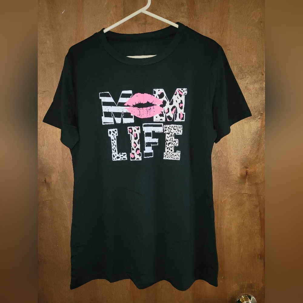 Mom Life T-shirt
